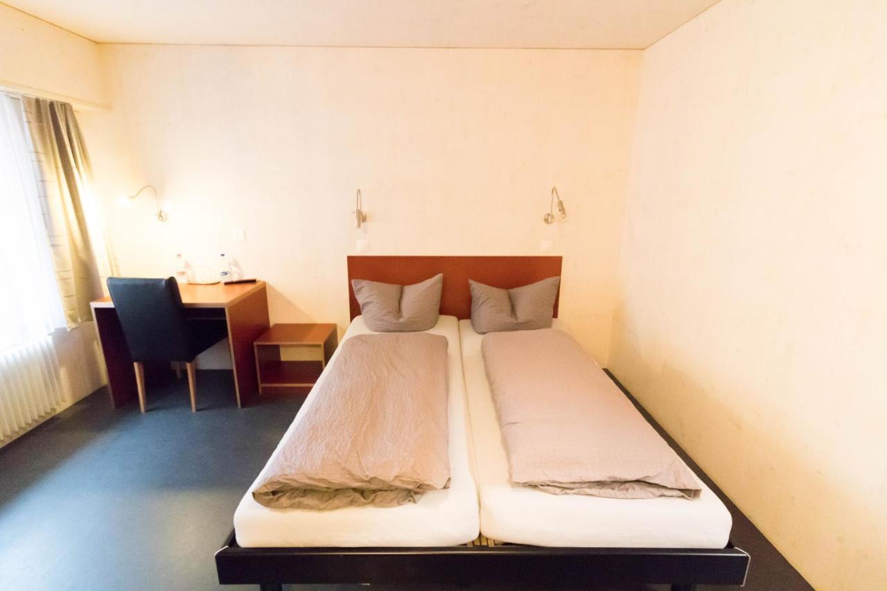 Gasthaus Ochsen 泰格维伦 外观 照片